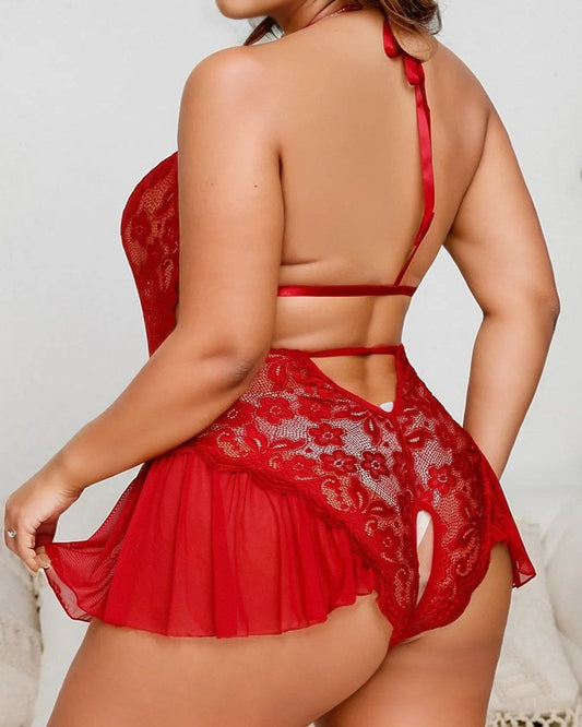 Goddess Glow Lace Plus Size Lingerie